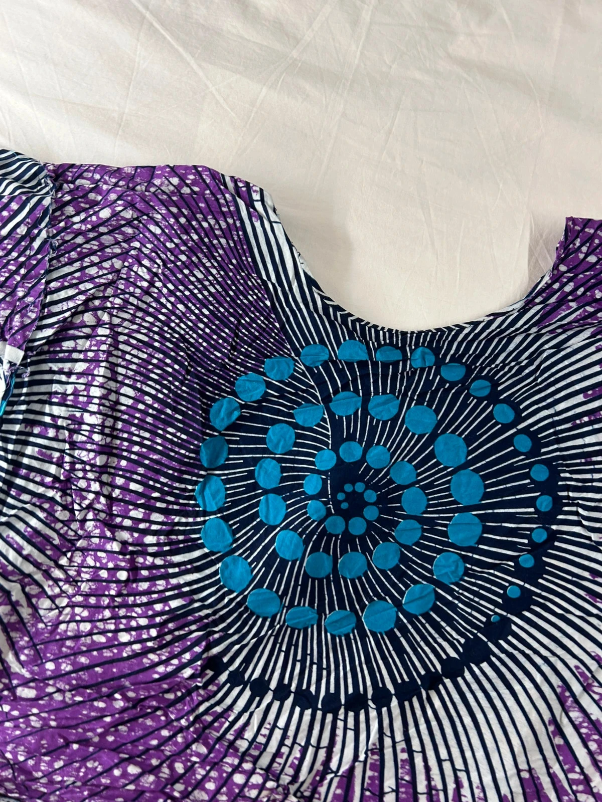 Blusa de mangas curtas com estampa vintage multicolorida estilo rétro y2k feito à mão hand made – photo 6